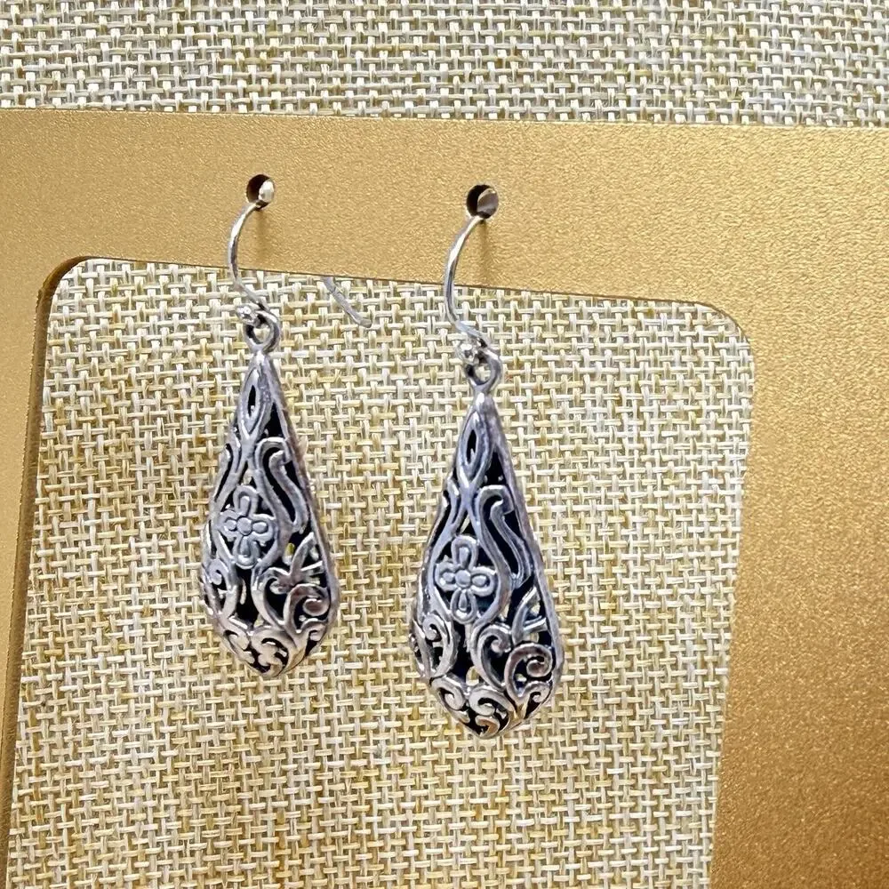 SU sterling silver
